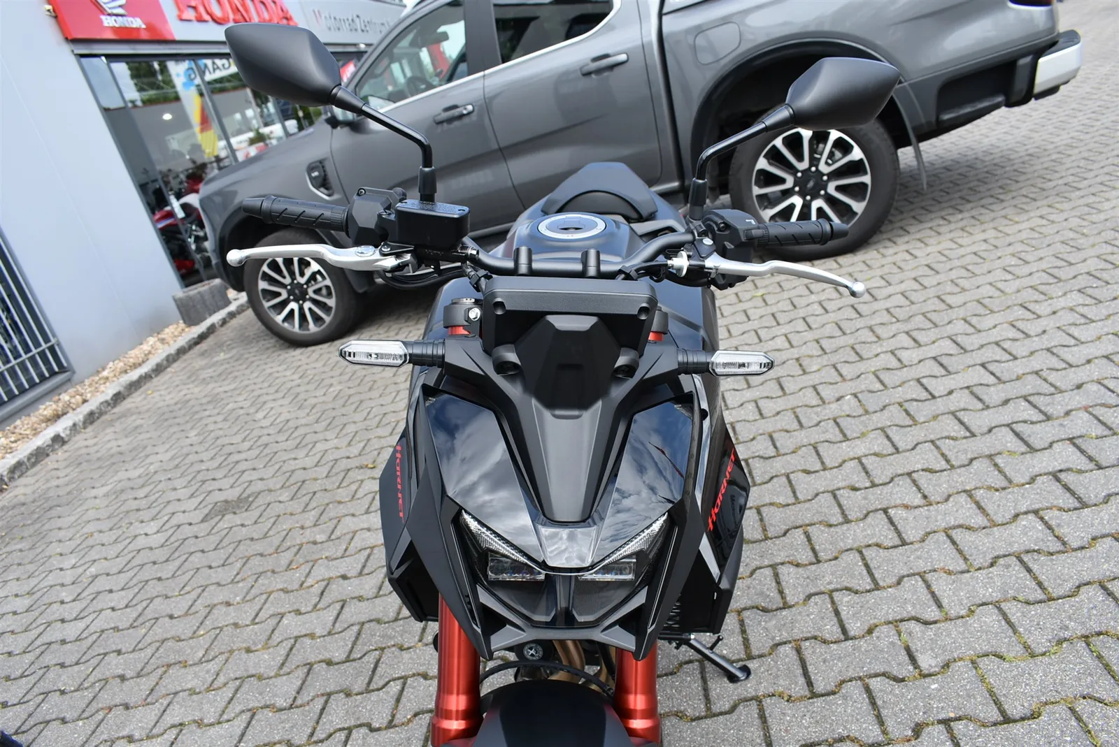 Honda CB750 Hornet Modell 2026 Sofort Verfügbar !