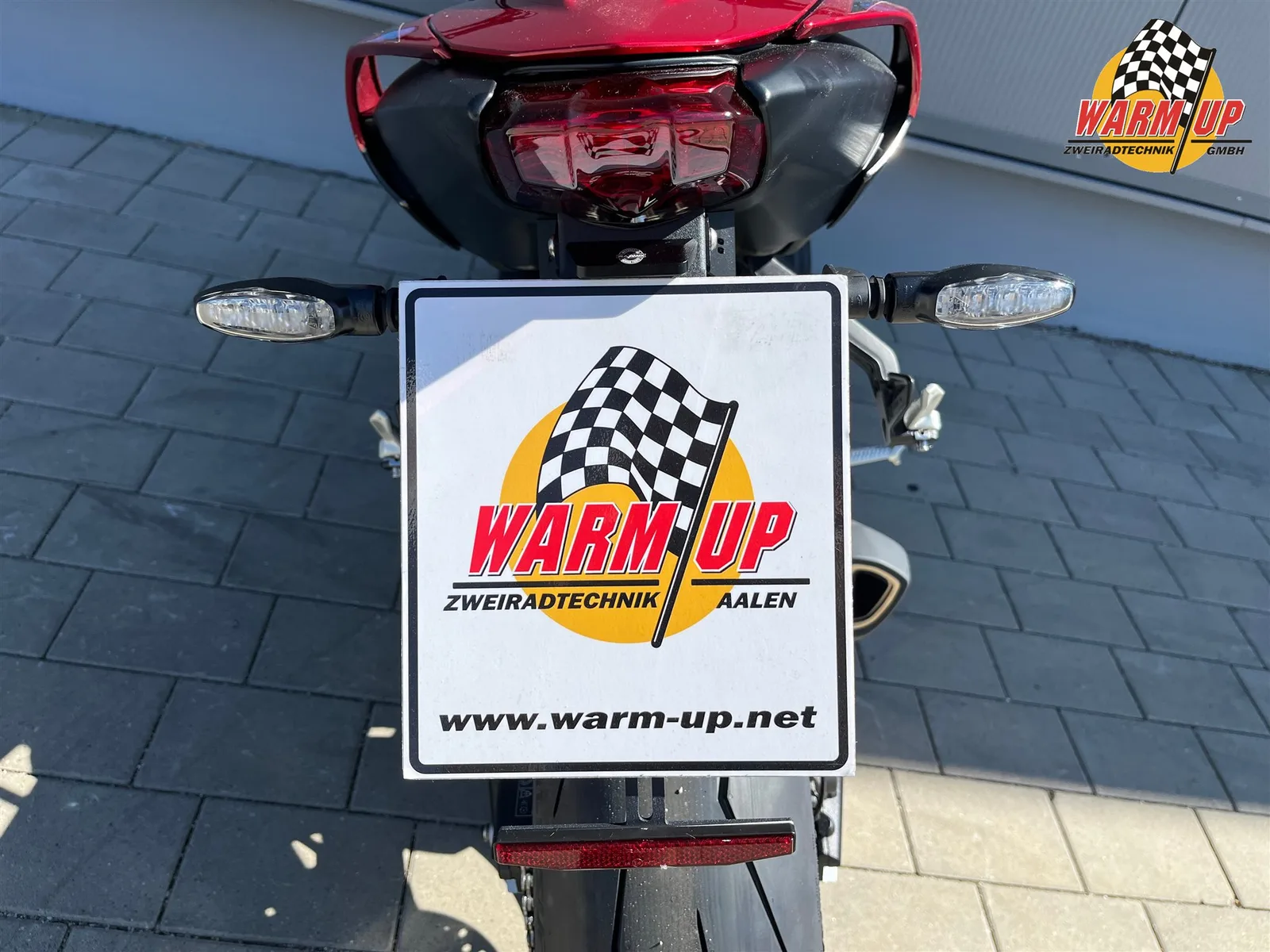 Triumph Street Triple 765 RS inkl. kurzer Kennzeichenhalter + Bremsenbelüftung