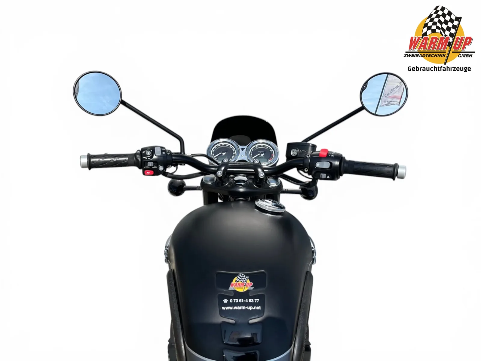 Triumph Bonneville T120 Black