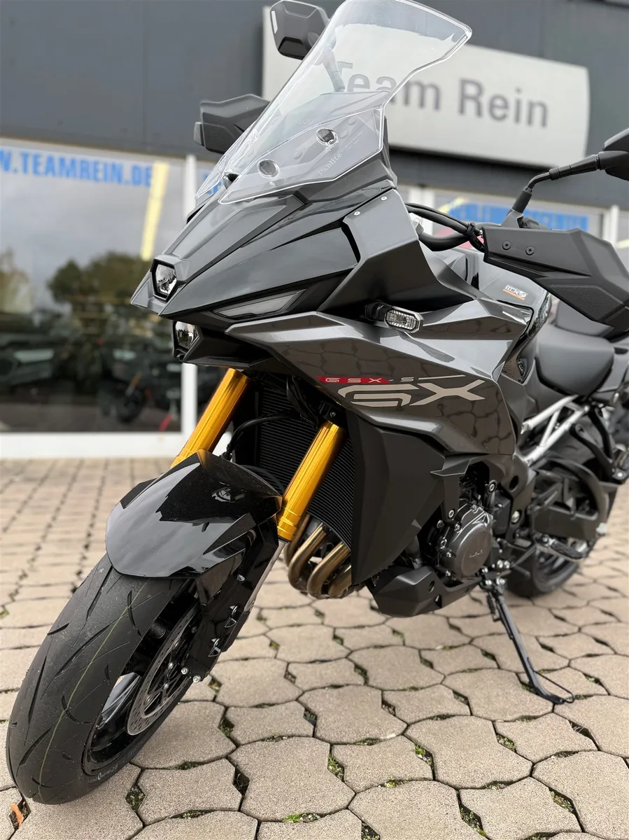 Suzuki GSX-S1000GX