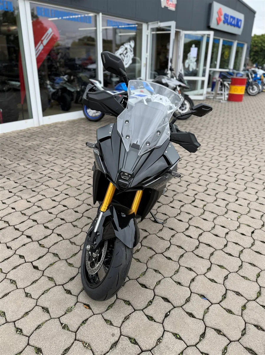 Suzuki GSX-S1000GX
