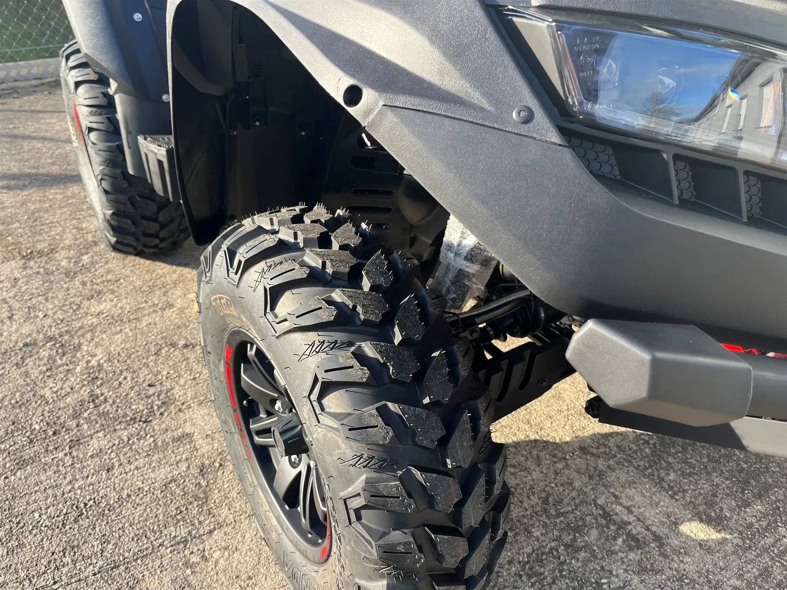 TGB Blade 560 EPS ABS incl. Heck-Koffer / Aktion Blade 560 EPS (Servolenkung) ABS Touring Off Road T3 Black Edition