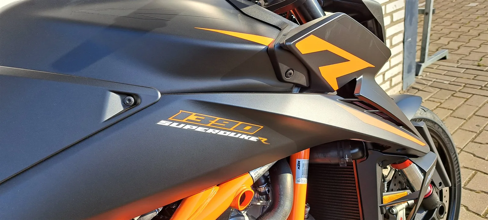 KTM 1390 Super Duke R Aktionspreis + 4Jahre Garantie