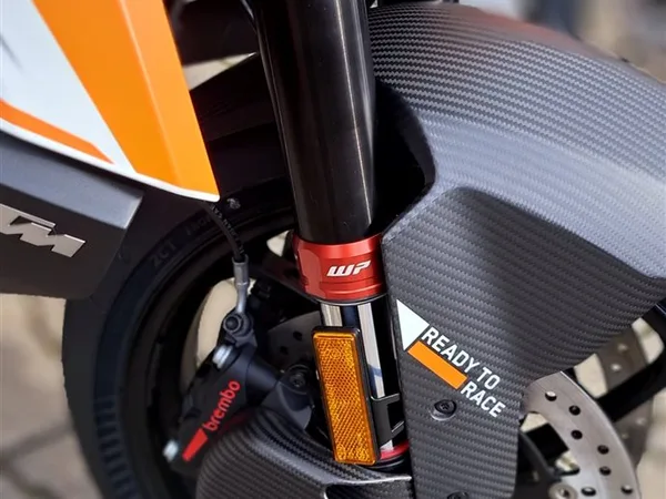 KTM 1390 Super Duke RR AM LAGER + 4 Jahre Garantie