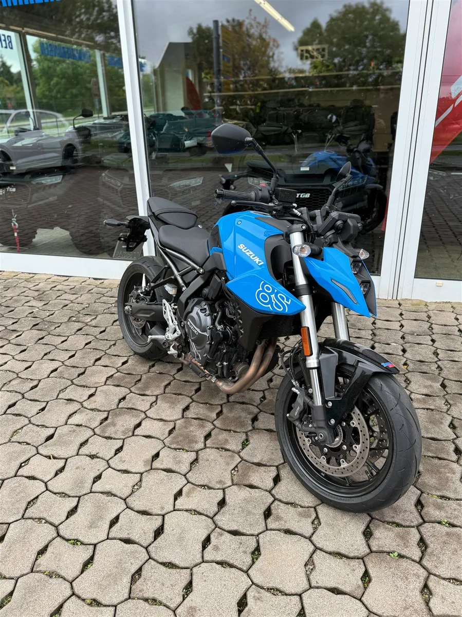 Suzuki GSX-8S Vorführfahrzeug
