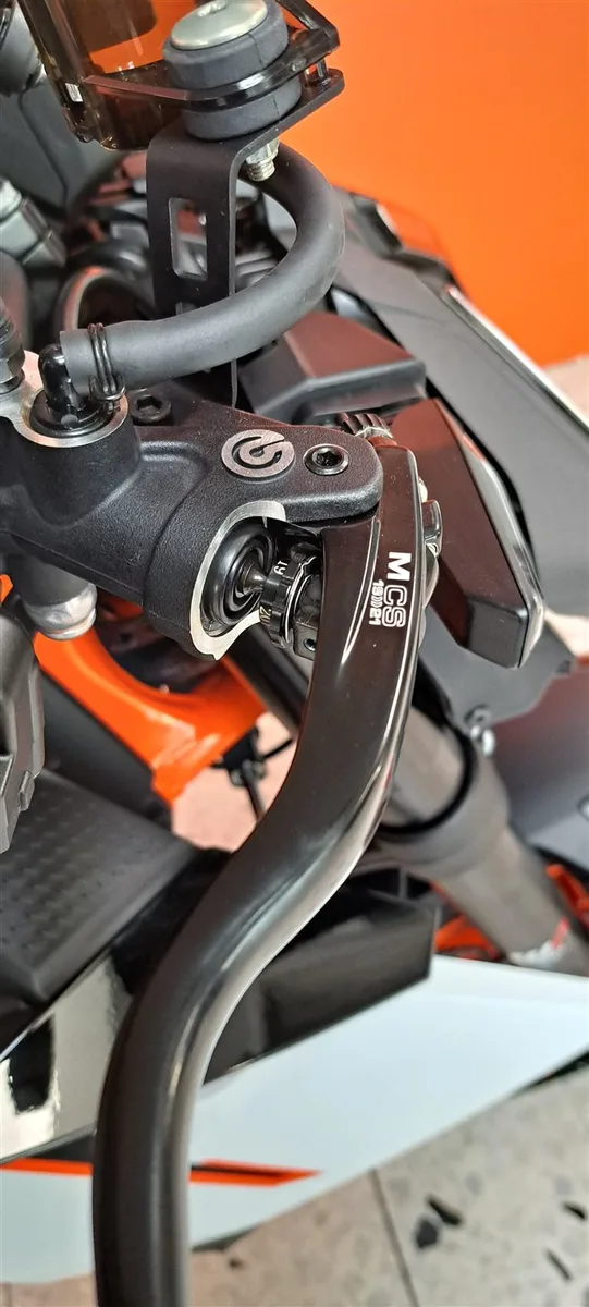 KTM 990 Duke R