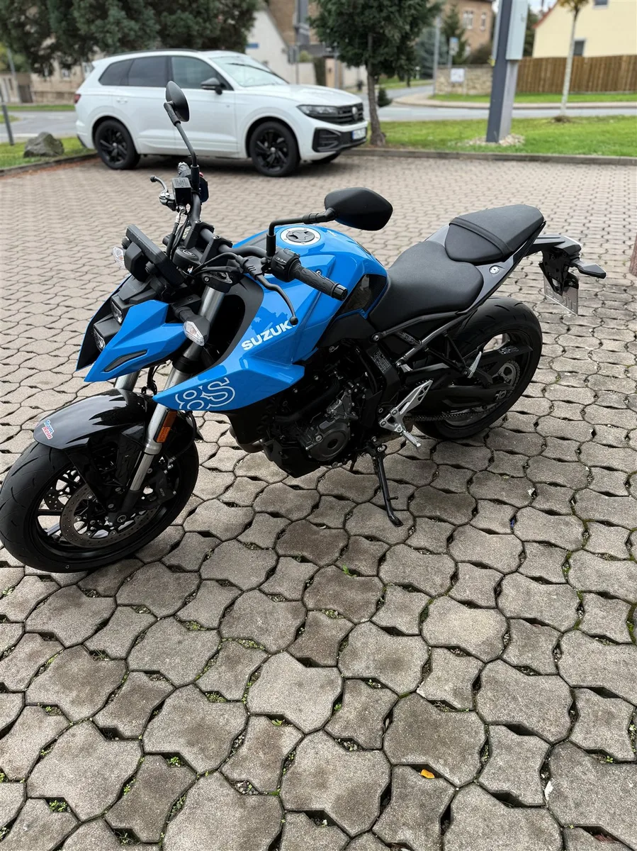Suzuki GSX-8S Vorführfahrzeug