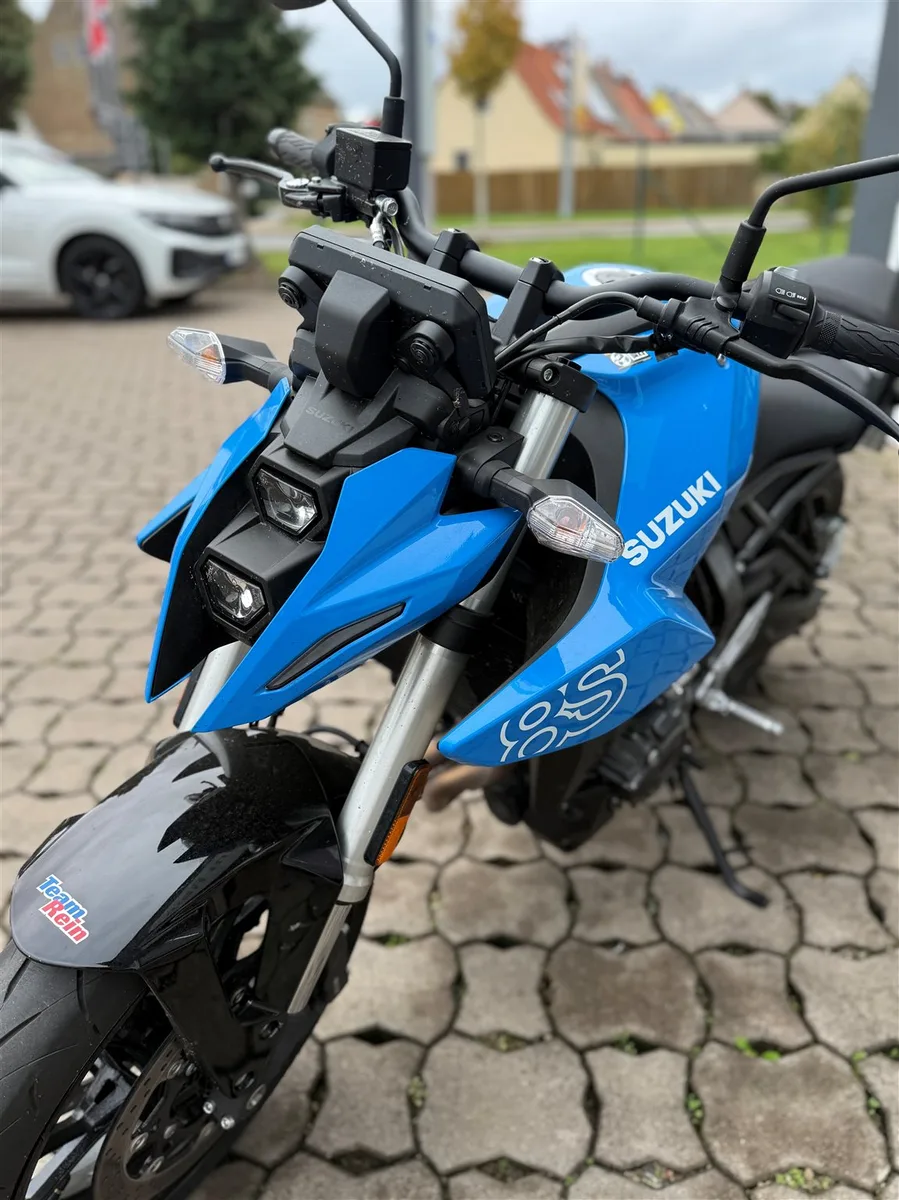 Suzuki GSX-8S Vorführfahrzeug