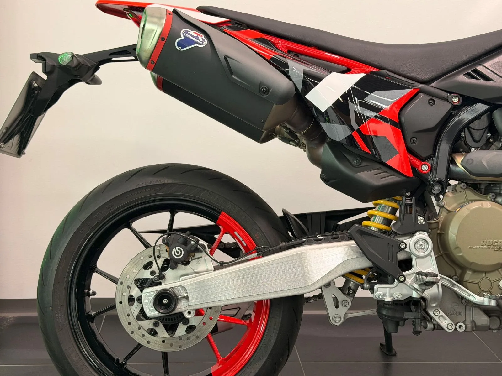 Ducati Hypermotard 698 Mono RVE