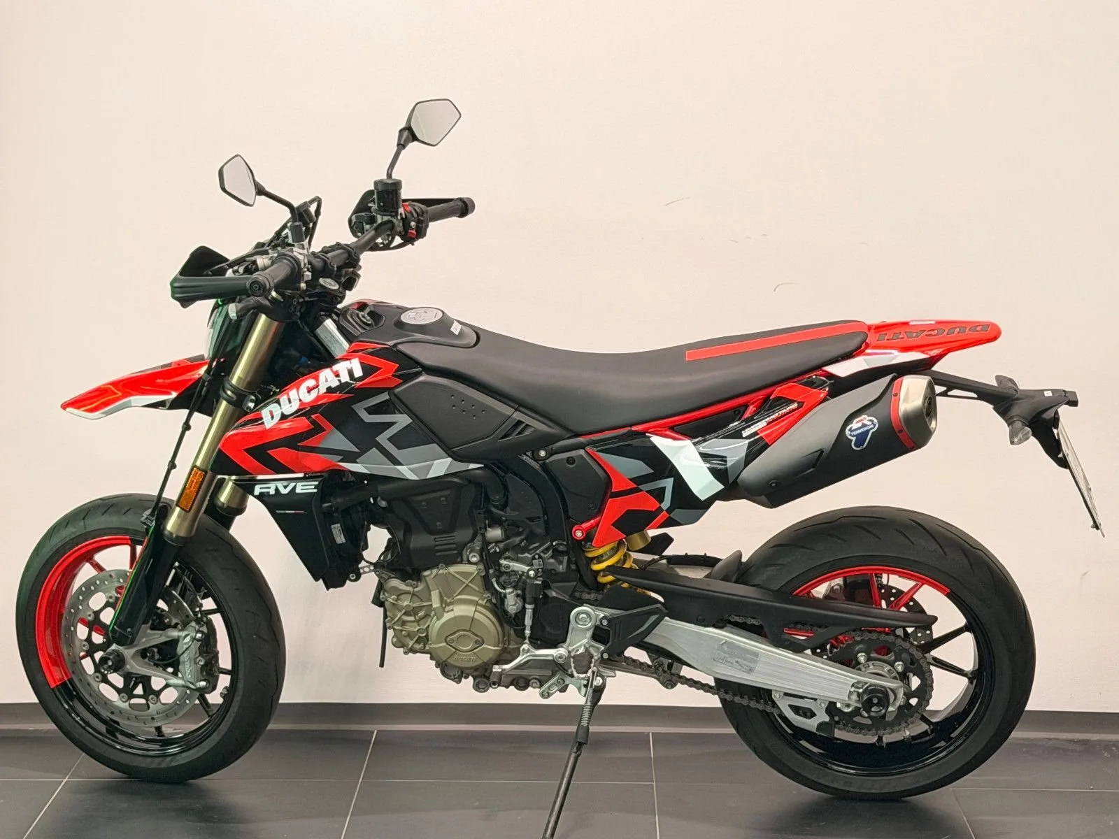 Ducati Hypermotard 698 Mono RVE