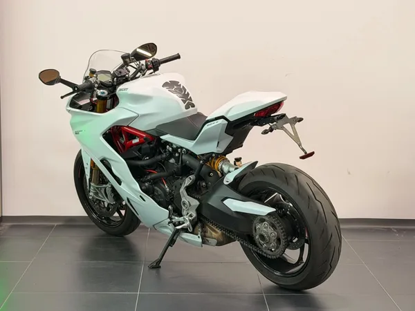 Ducati SuperSport S