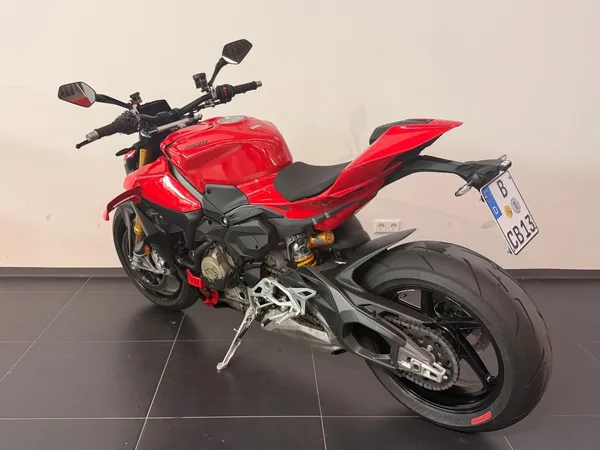 Ducati Streetfighter V4 S