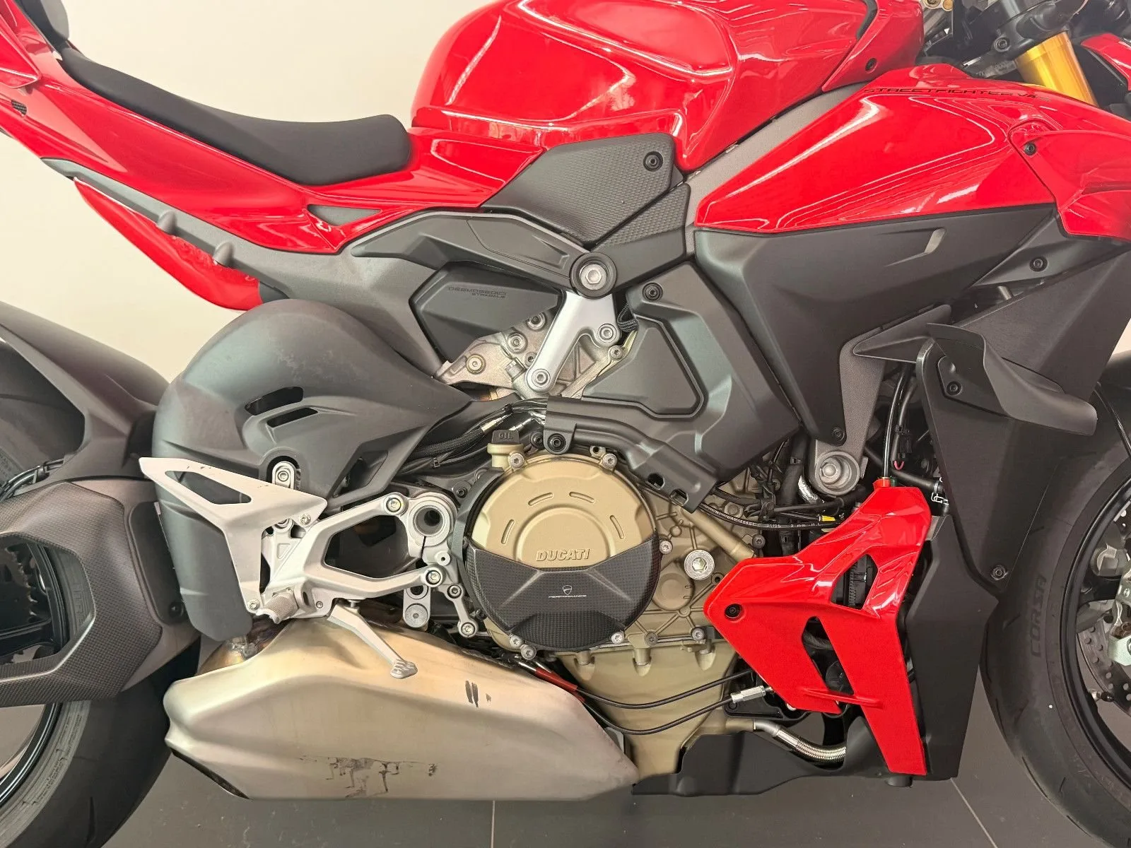 Ducati Streetfighter V4 S