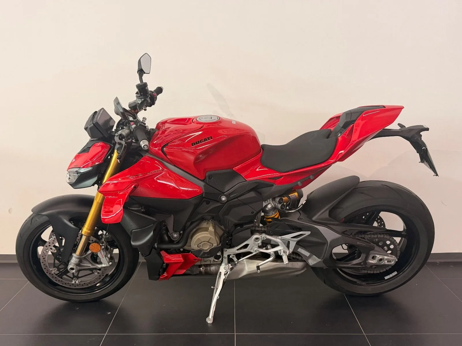 Ducati Streetfighter V4 S