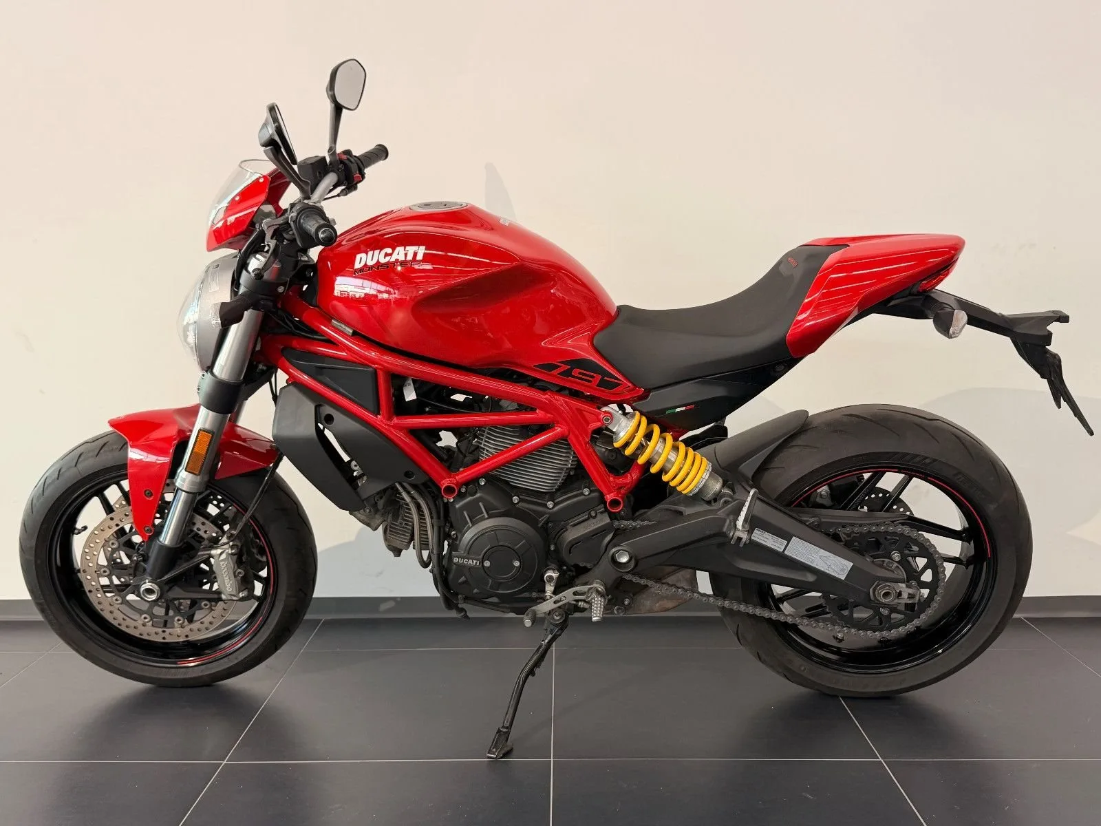 Ducati Monster 797
