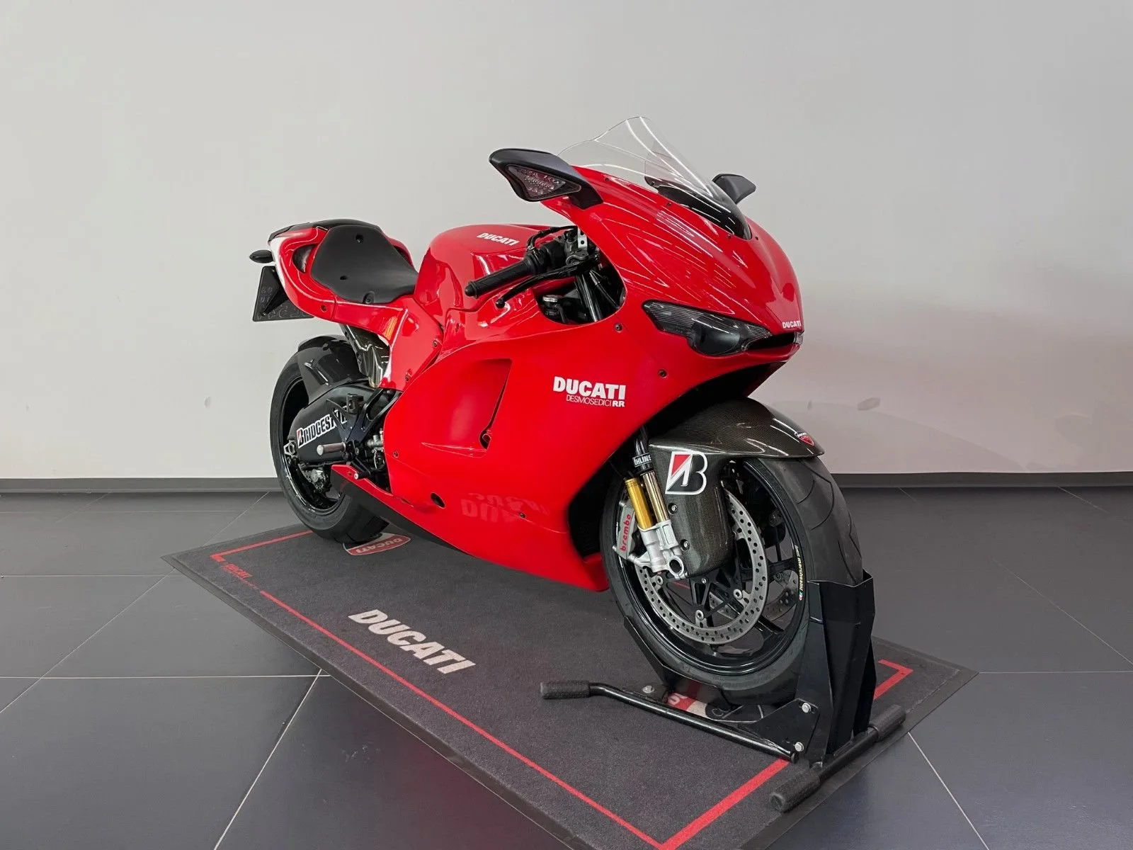 Ducati Desmosedici RR