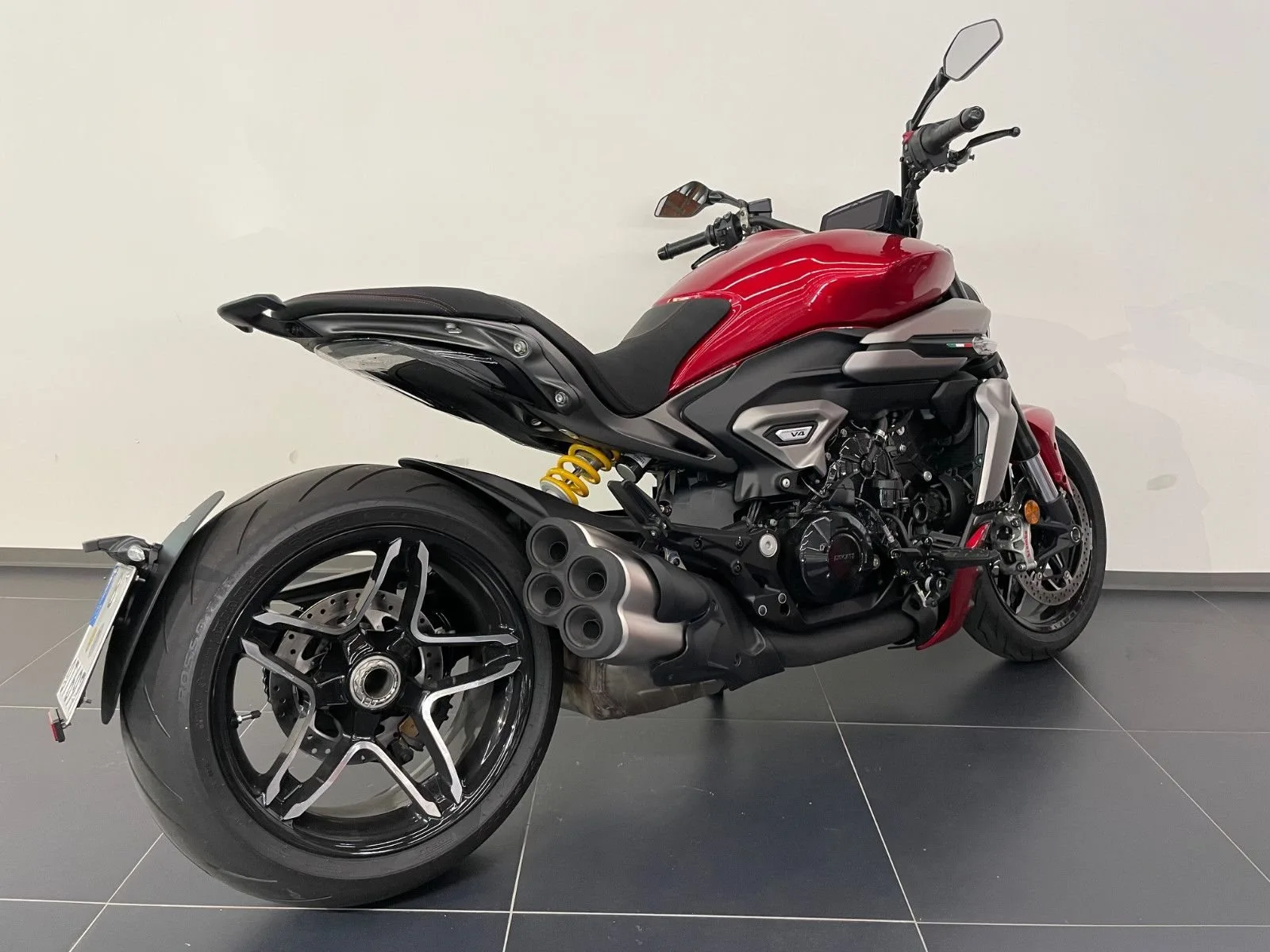 Ducati XDiavel V4