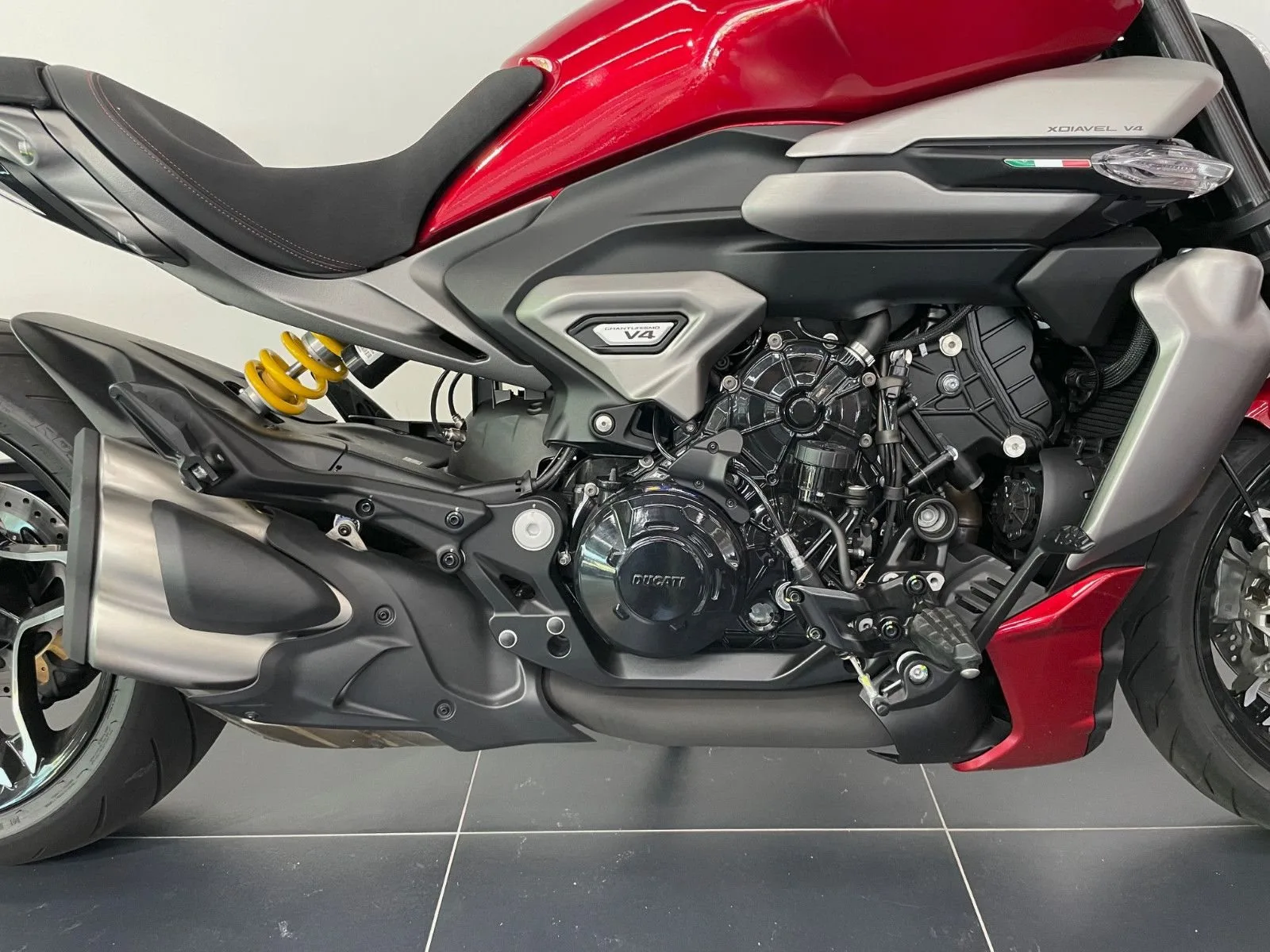 Ducati XDiavel V4