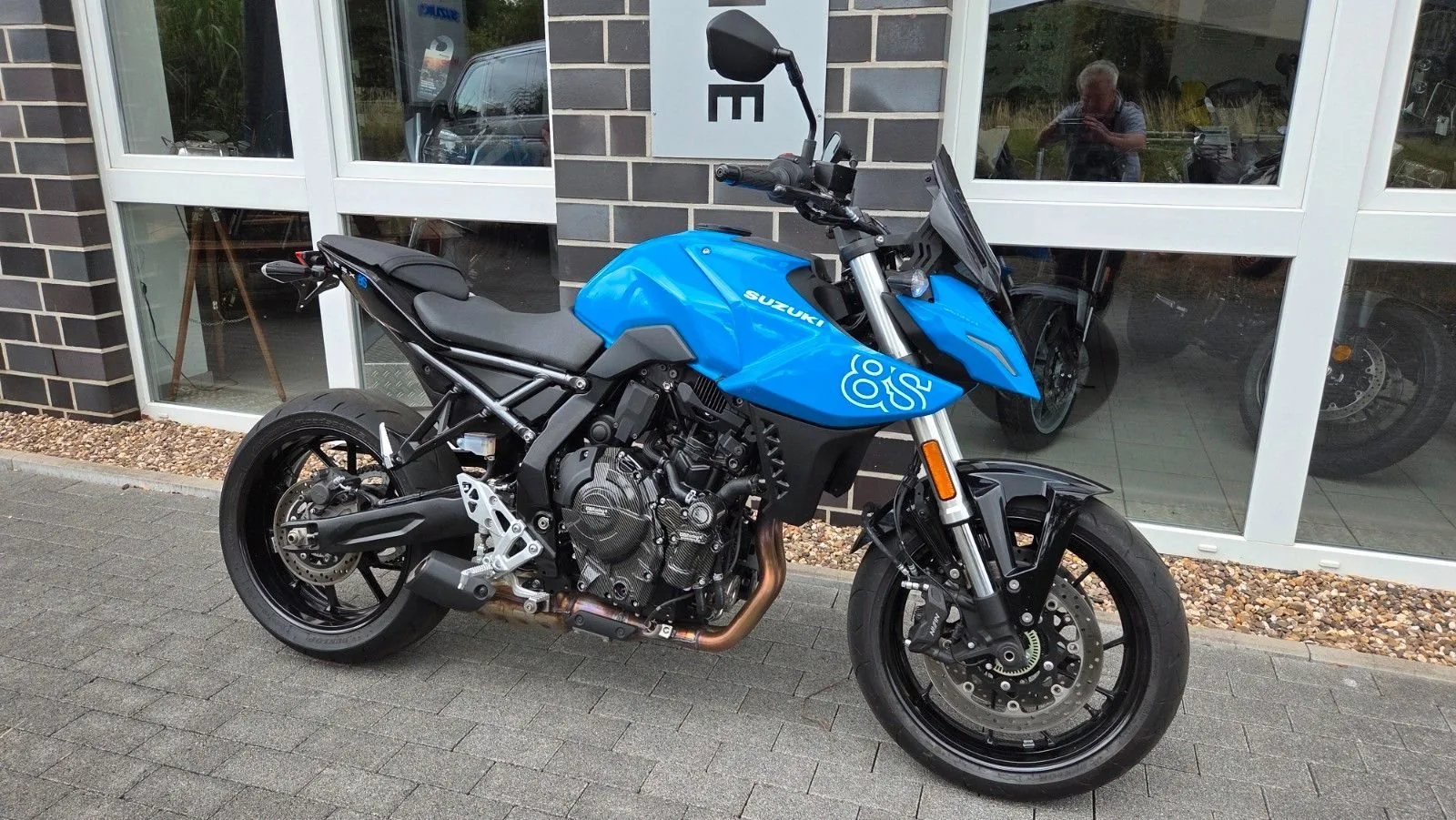 Suzuki GSX-8S
