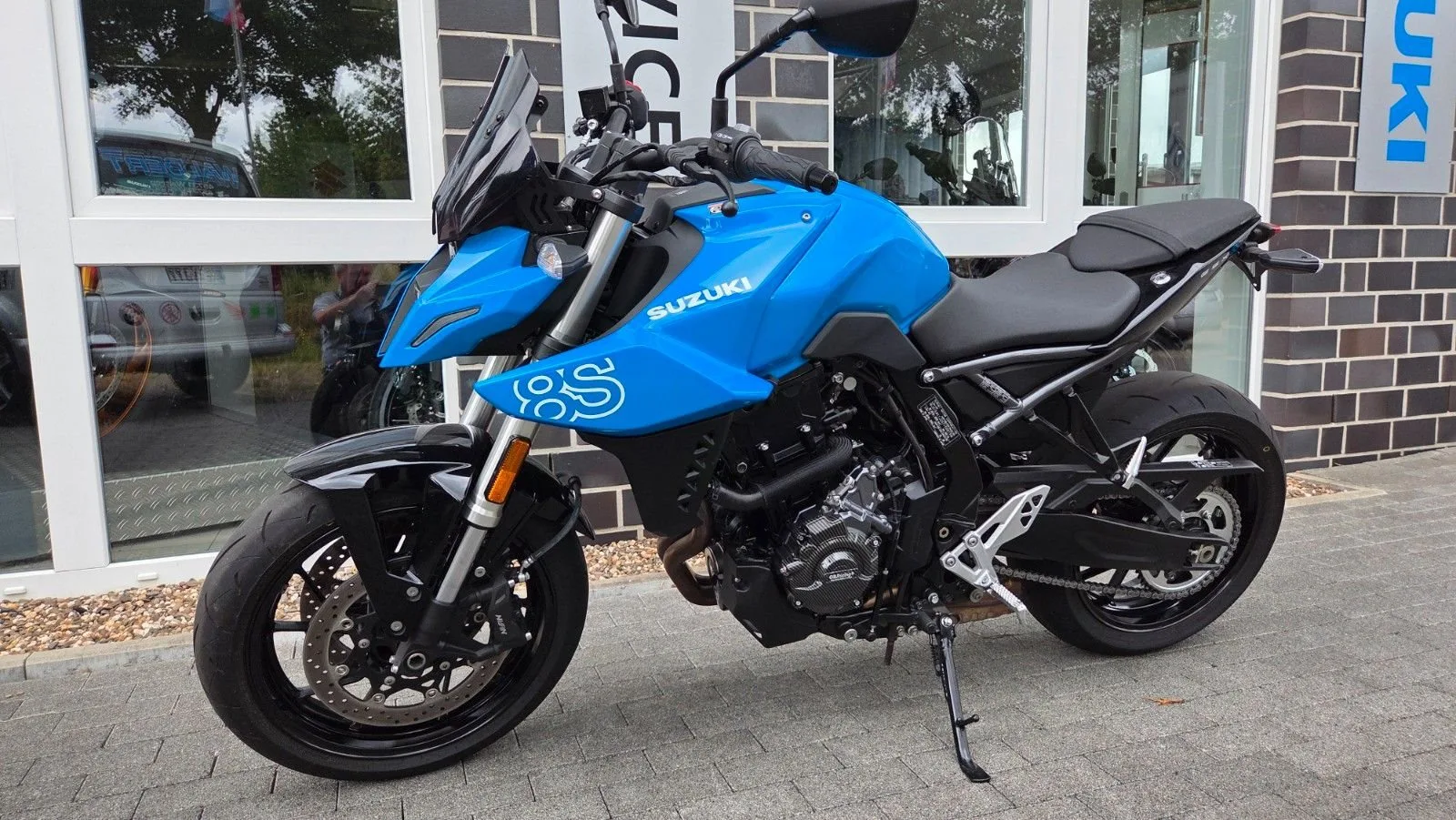 Suzuki GSX-8S