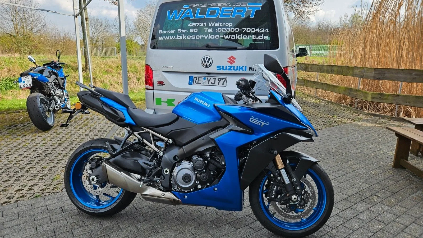 Suzuki GSX-S1000GT