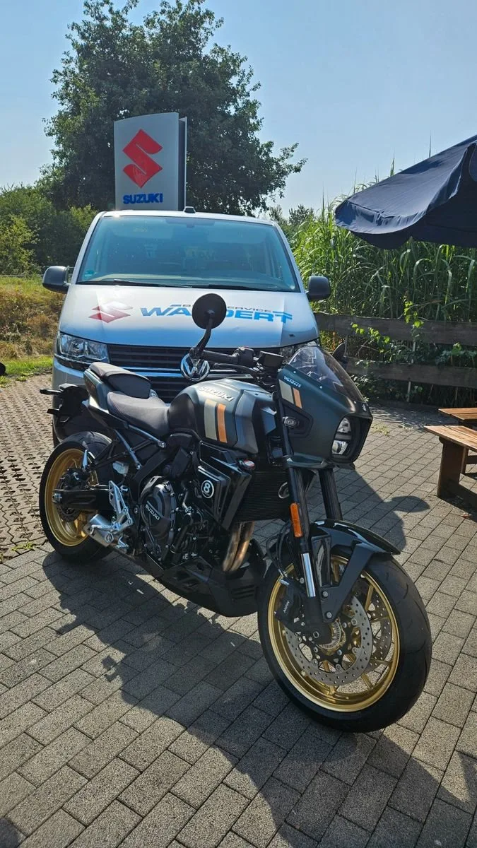 Suzuki GSX-8TT