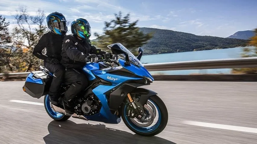 Suzuki GSX-S1000GT Travel Edition