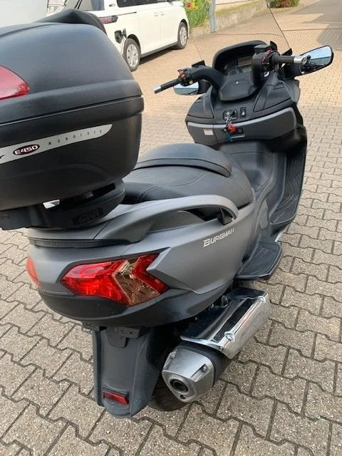 Suzuki Burgman 650