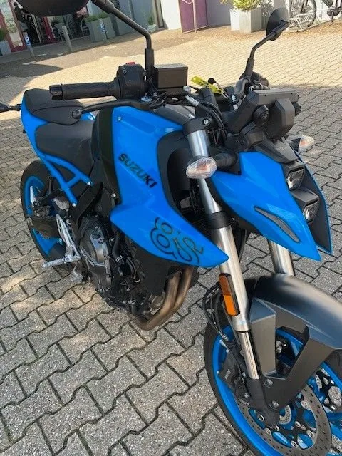 Suzuki GSX-8S GSX 8S