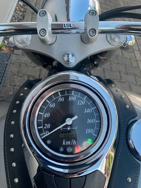 Suzuki VL 800 Volusia
