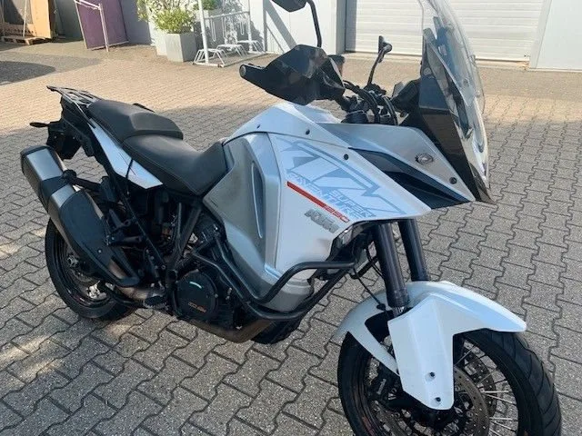 KTM 1290 Super Adventure