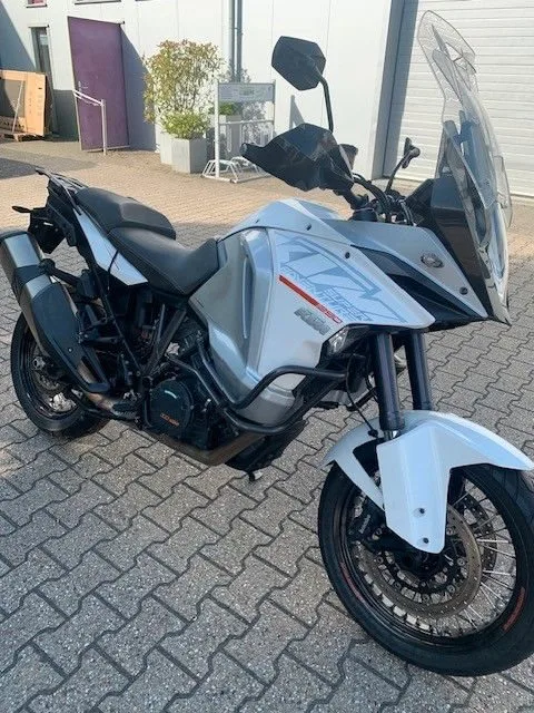 KTM 1290 Super Adventure
