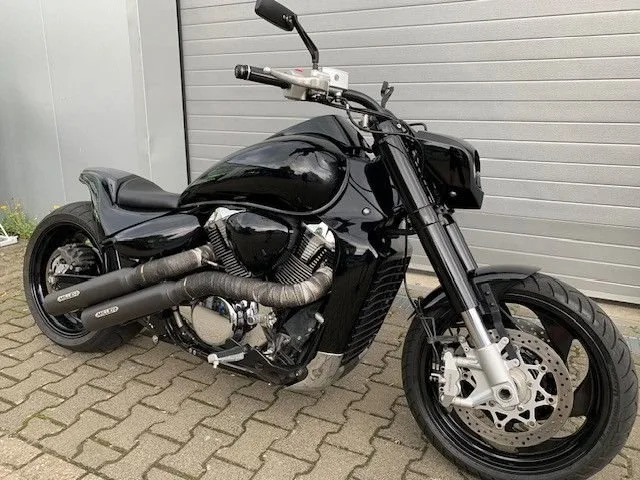 Suzuki VZR 1800 Umbau