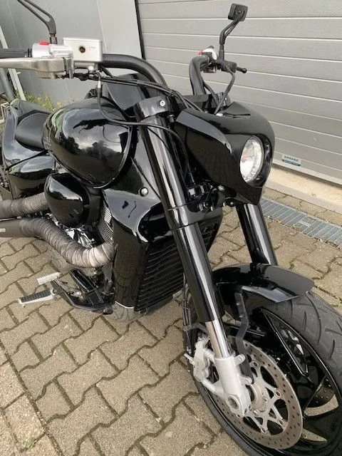 Suzuki VZR 1800 Umbau