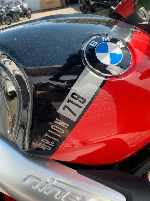 BMW R nineT