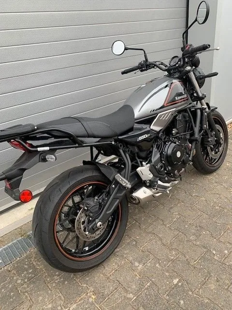 Kawasaki Z650 RS