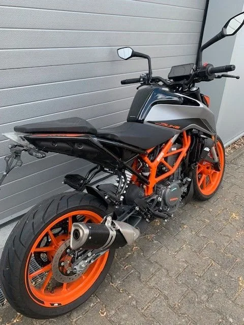 KTM 390 Duke