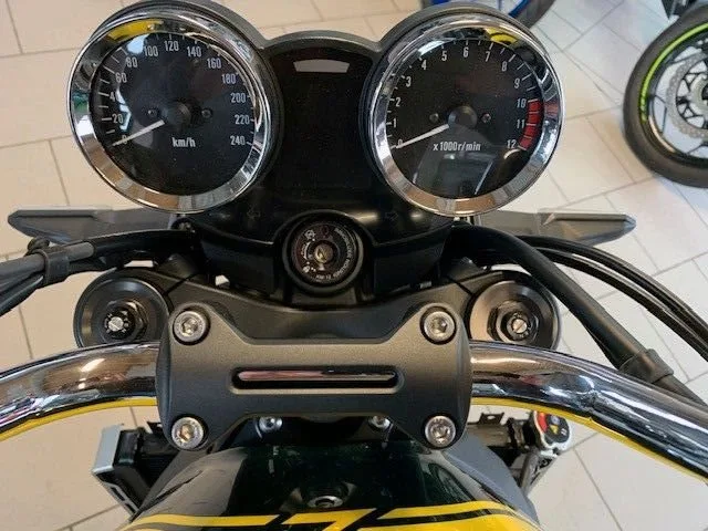 Kawasaki Z900 RS