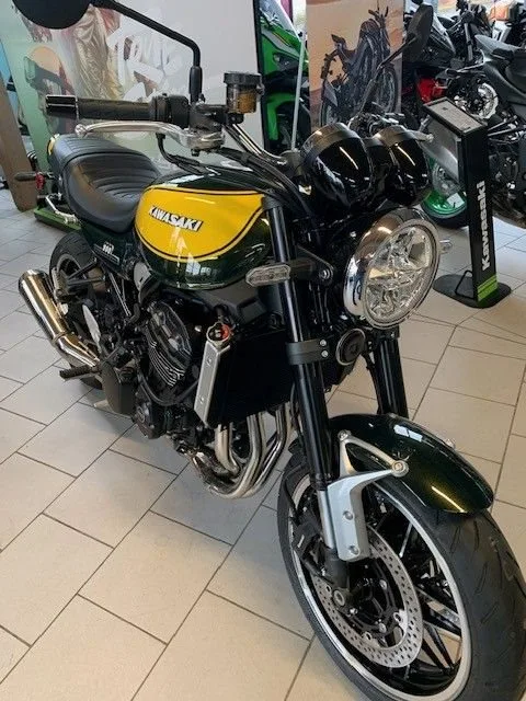 Kawasaki Z900 RS