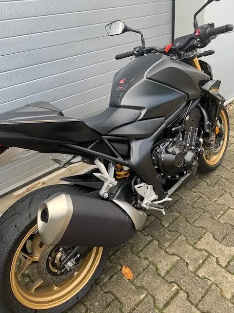 Honda CB 1100