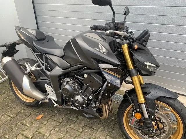 Honda CB 1100
