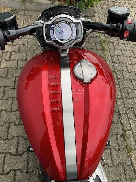 Triumph Rocket 3 R