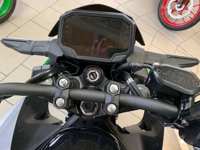 Kawasaki Z e-1