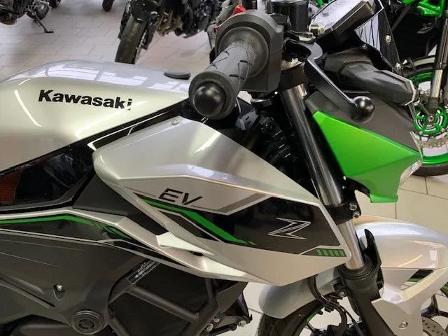Kawasaki Z e-1