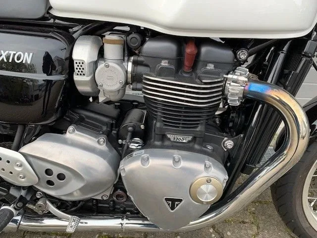 Triumph Thruxton 1200