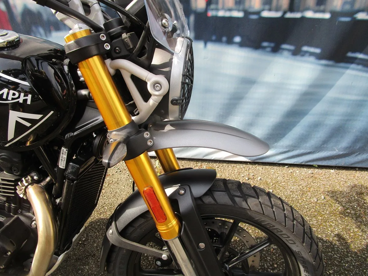 Triumph Scrambler 400 X