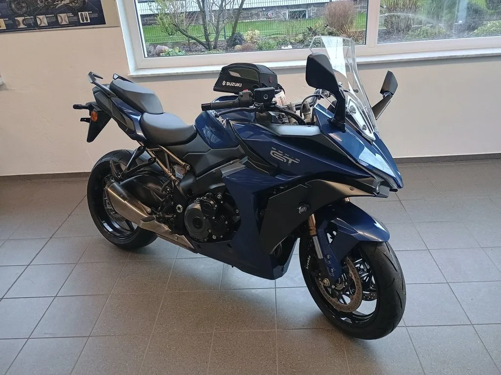 Suzuki GSX-S1000GT