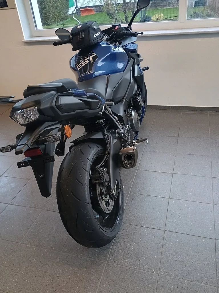 Suzuki GSX-S1000GT