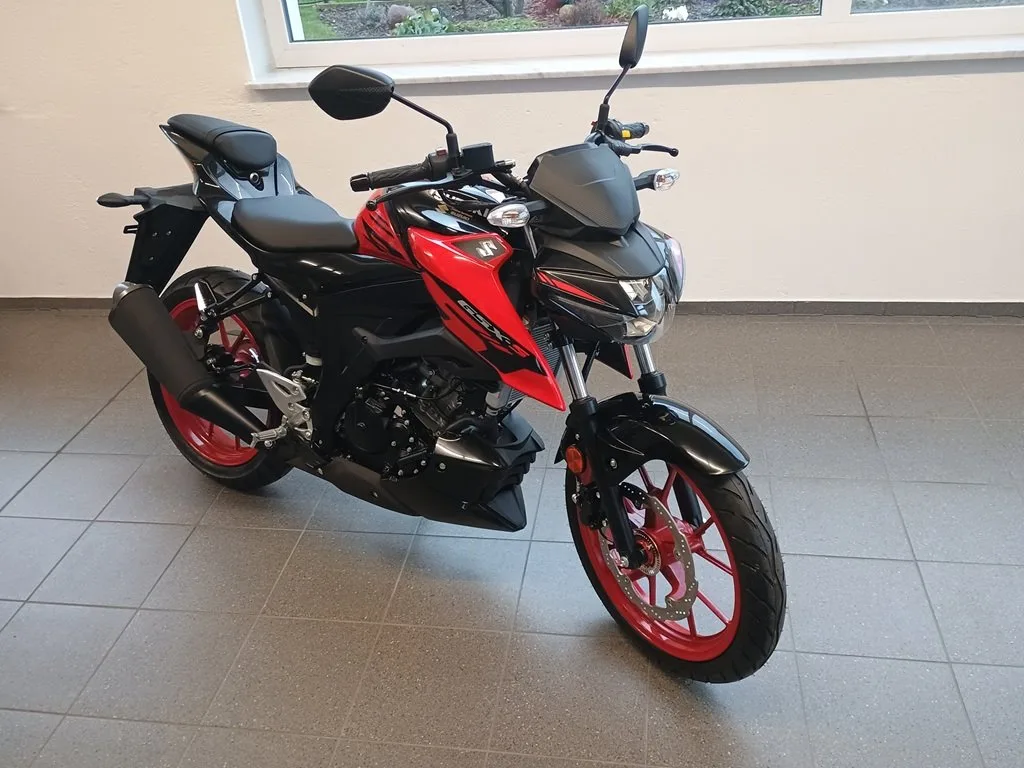 Suzuki GSX-S125