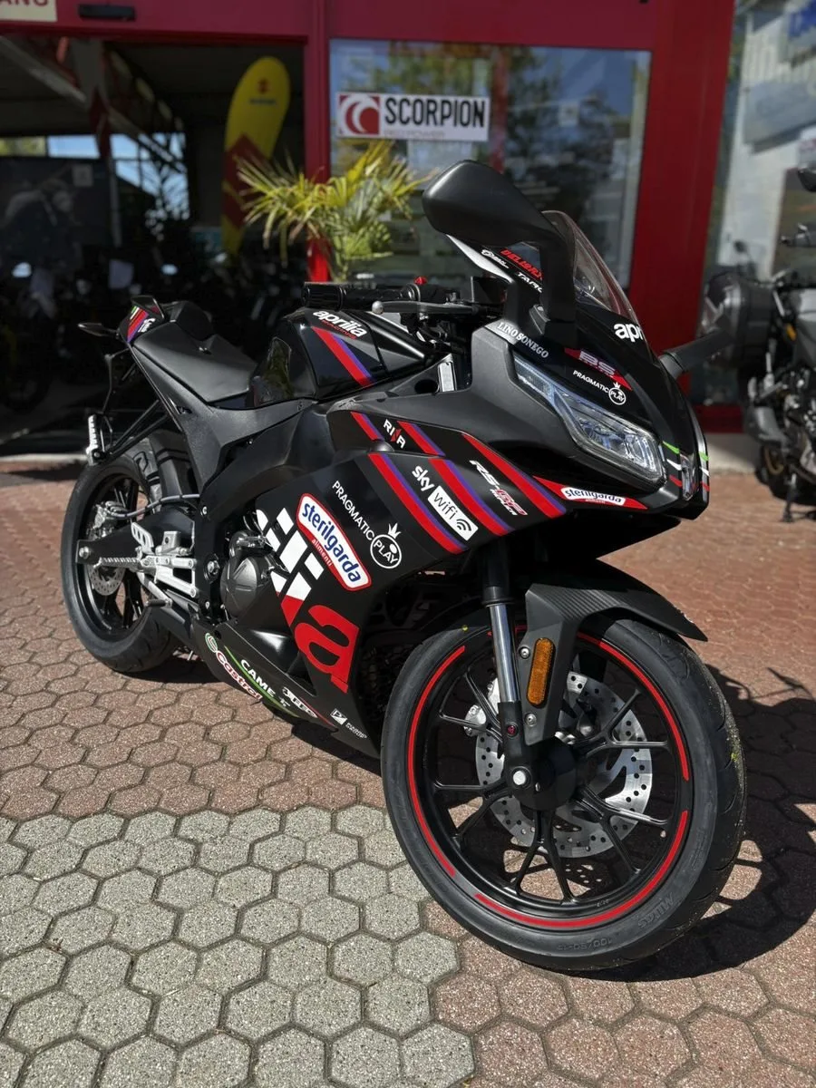 Aprilia RS 125 Replica